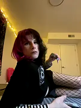 VickPicsVermillion from StripChat is Freechat