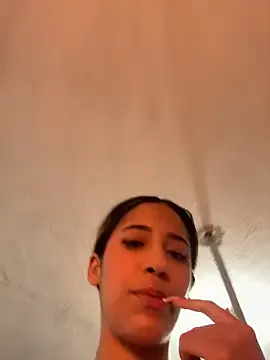 Vicky_bass from StripChat