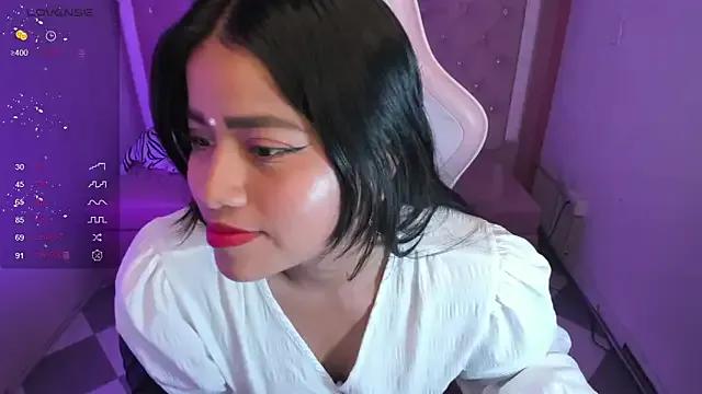 Victoria_b_ from StripChat is Freechat