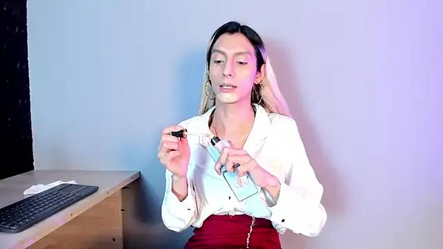 Girls: try live performances with matured performers, from dancing to quirks, in a variety of beautiful sex cams.