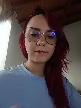 Victoria_redx from StripChat is Freechat