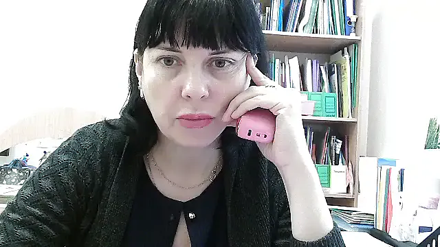 Viknika from StripChat is Freechat