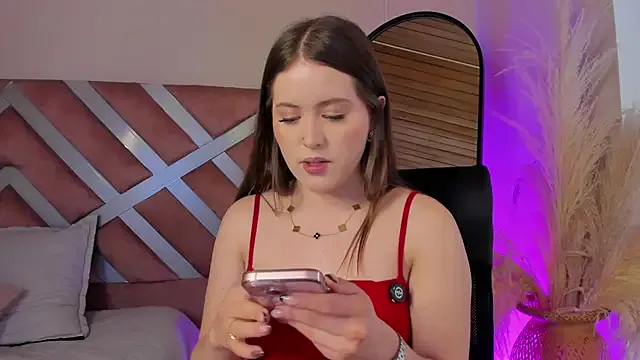 Girls: try live performances with matured performers, from dancing to quirks, in a variety of beautiful sex cams.