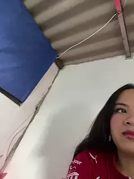 VioleeSaenz from StripChat is Freechat