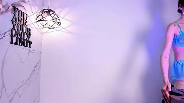 Violet-Storm- from StripChat is Freechat