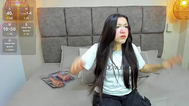 violeta_walton from StripChat is Freechat