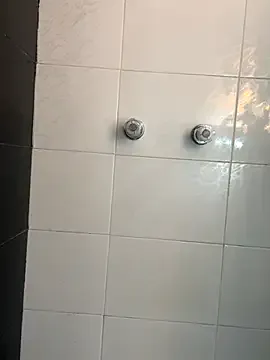 Violettt_hot from StripChat is Freechat