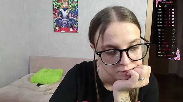 Girls: try live performances with matured performers, from dancing to quirks, in a variety of beautiful sex cams.