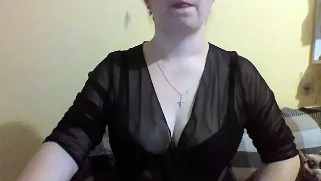 Vitalina282128 from StripChat is Freechat