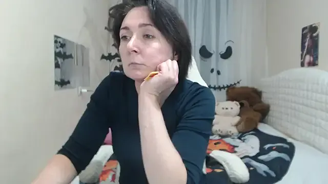 VivianGuchih from StripChat is Freechat