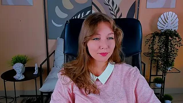 VivianGutierrez from StripChat is Freechat