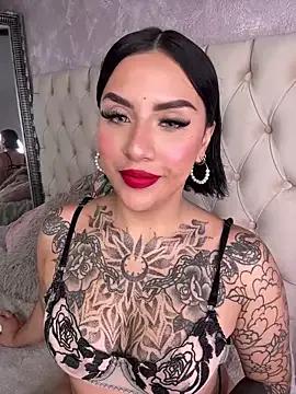 VixenBunnyy from StripChat is Freechat