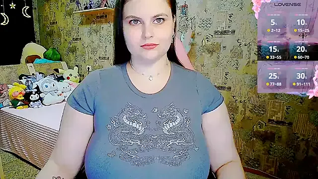 WhisperInTheDarkk from StripChat