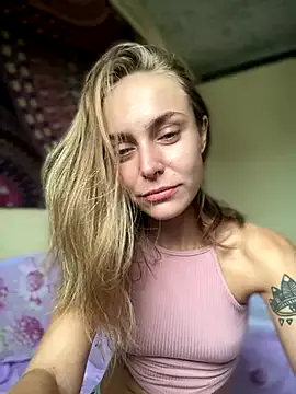 White_mistress from StripChat is Freechat
