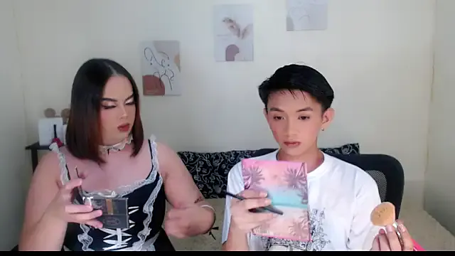 Girls: try live performances with matured performers, from dancing to quirks, in a variety of beautiful sex cams.