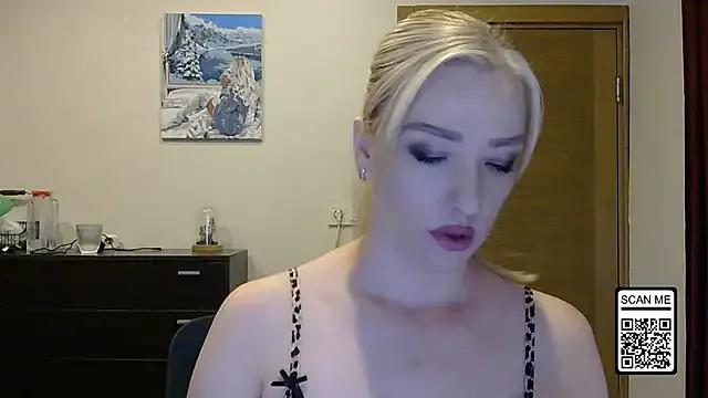 Wild_Silk_Desire from StripChat is Freechat