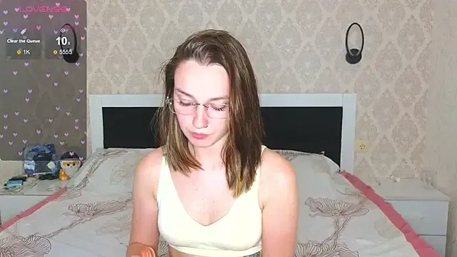 Girls: try live performances with matured performers, from dancing to quirks, in a variety of beautiful sex cams.