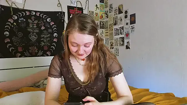 Girls: try live performances with matured performers, from dancing to quirks, in a variety of beautiful sex cams.