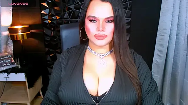 XHugeHarleySelfsuckerx from StripChat