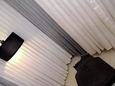 Xhugejerkingtrans from StripChat is Freechat