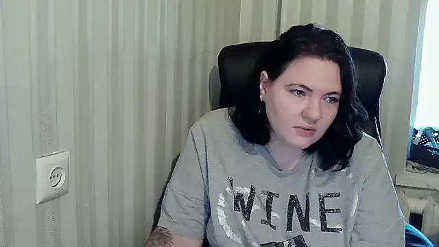 XLisaBlueXs_ from StripChat is Freechat