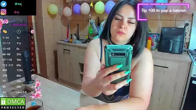 Girls: try live performances with matured performers, from dancing to quirks, in a variety of beautiful sex cams.