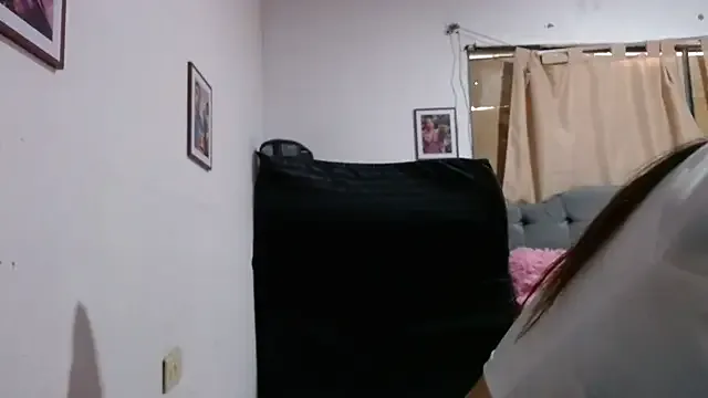 xx_nath_xx from StripChat is Freechat