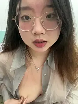 xxwang20 from StripChat is Freechat