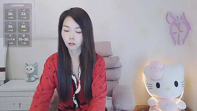 Yangyang_520 from StripChat