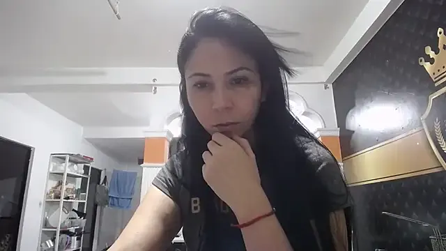 Yohacriss from StripChat