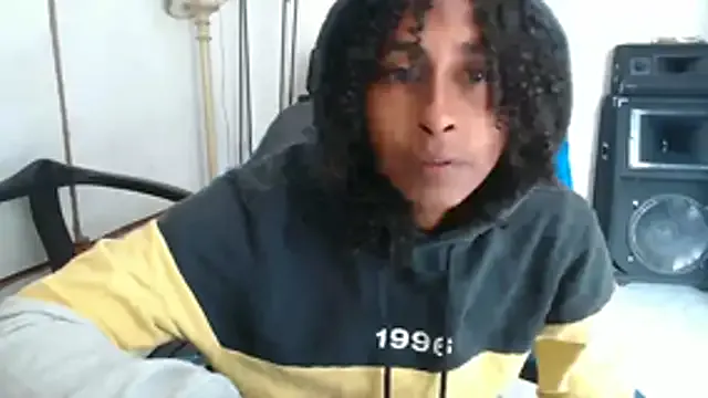 yohatinelly07 from StripChat is Freechat