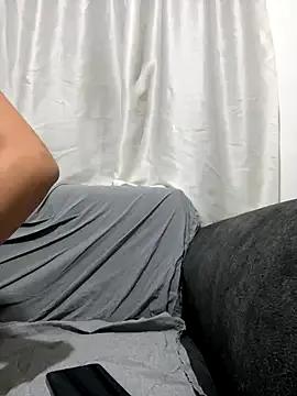youngsexywoman from StripChat is Freechat
