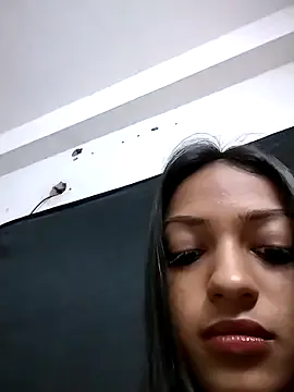 Your-Kitkat from StripChat is Freechat