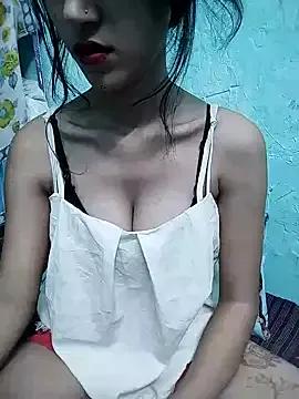 Your-Kittu from StripChat is Freechat