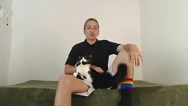 Your_favorite_ftm_ from StripChat is Freechat