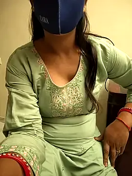 your_favourite_bhabhi from StripChat is Freechat