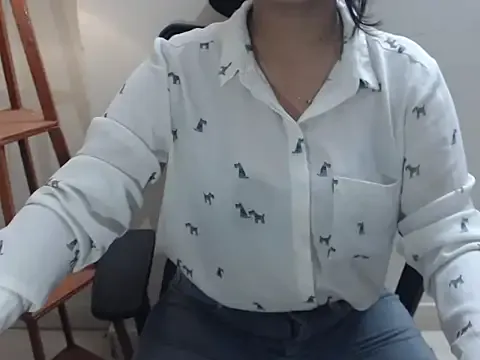 your_nikkii from StripChat is Freechat