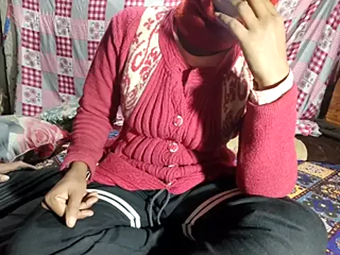 Your_seema_208 from StripChat is Freechat