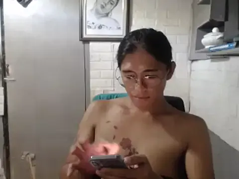 yourbabygurlxx from StripChat is Freechat