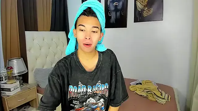 Yourdreamgoddess from StripChat is Freechat