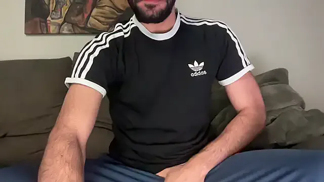 yournextguy from StripChat is Freechat