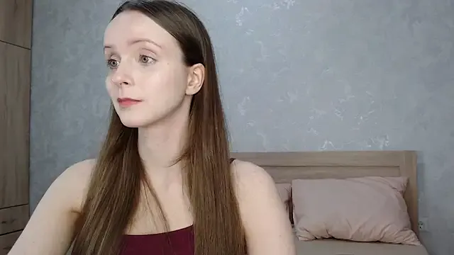 Yourplayfulspark from StripChat is Freechat