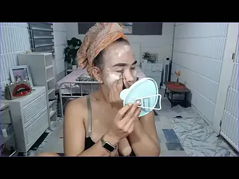 Girls: try live performances with matured performers, from dancing to quirks, in a variety of beautiful sex cams.