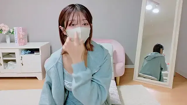 Yuna-ch from StripChat