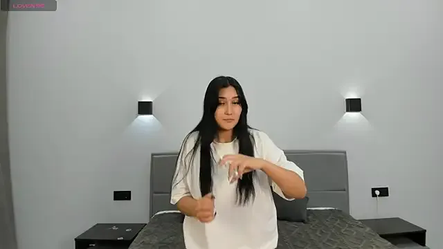 Girls: try live performances with matured performers, from dancing to quirks, in a variety of beautiful sex cams.