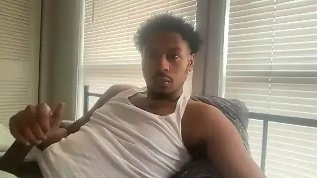 Yungandhungd from StripChat is Freechat