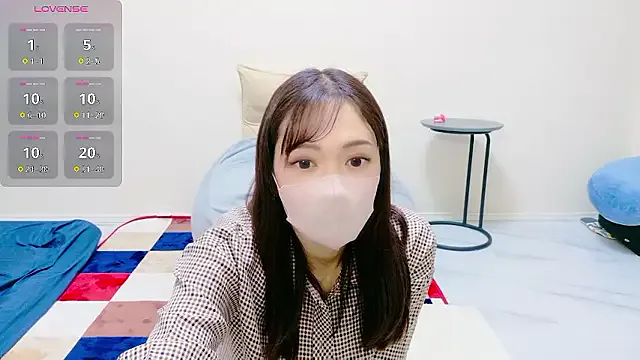 Yuu-chan_ from StripChat