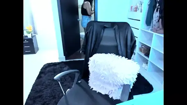 zamara666 from StripChat is Freechat