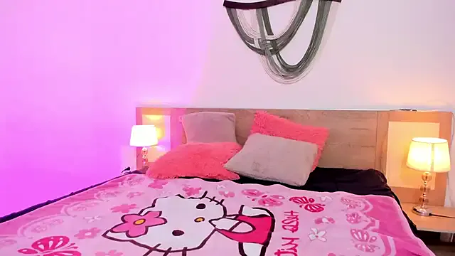 ZammyRossee from StripChat is Freechat