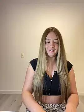 Zara_Ross from StripChat